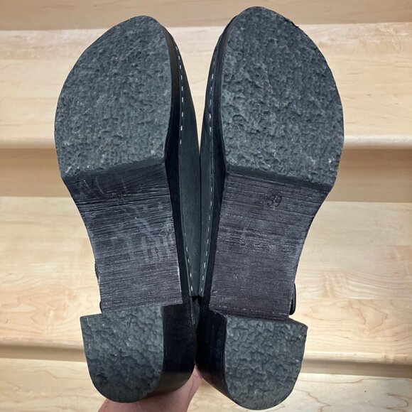 Bryr Daphne Monochrome in Black Clogs (wooden heel) - Picture 6 of 6